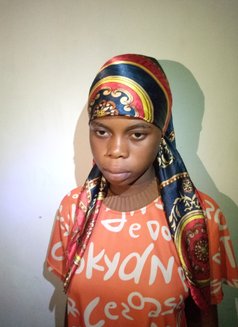 Stella - puta in Ibadan Photo 3 of 4