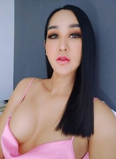 Stella Sexy in Bangkok - Transsexual escort in Bangkok Photo 4 of 7
