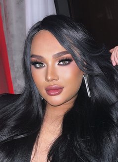 Stella - Acompañantes transexual in Al Manama Photo 4 of 11