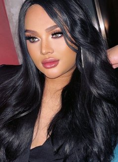 Stella - Acompañantes transexual in Al Manama Photo 5 of 11