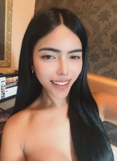 Stellah Moore - Acompañantes transexual in Singapore Photo 11 of 14