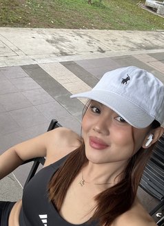Steph, Gfe - escort in Taipei Photo 4 of 4