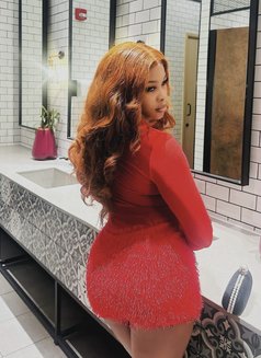 Steph - escort in Kuala Lumpur Photo 8 of 9