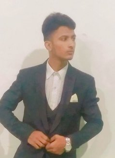 Stephan Selvatore - Male escort in Bangalore Photo 4 of 5