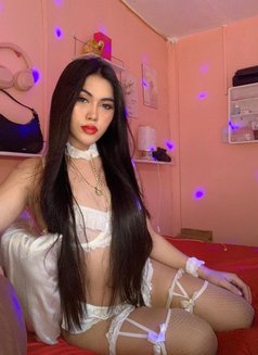 Stephanie all natural - Transsexual escort in Manila Photo 18 of 29