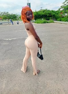 Stephanie weija - escort in Accra Photo 4 of 14