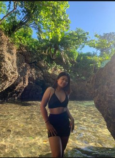 Stephanie - puta in Cebu City Photo 7 of 8