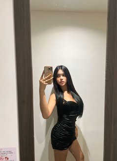 Stephanie - escort in Hong Kong Photo 10 of 12