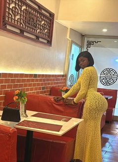 Stephanie - escort in Accra Photo 6 of 6