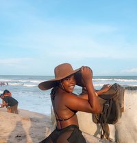 Stephanie - puta in Accra Photo 7 of 7