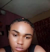 SHEALLY - Intérprete transexual de adultos in Lagos, Nigeria