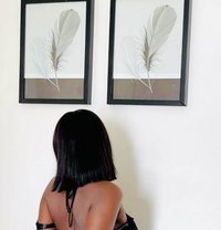 Stephanie - escort in Gurgaon Photo 1 of 11