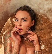 Stephanie - escort in London