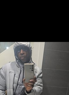 Stephen Marson - Male escort in Dubai Photo 9 of 10