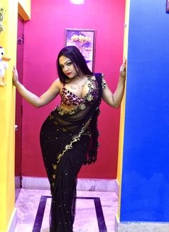 Your stepmom Tina - Transsexual escort in Kolkata Photo 22 of 30