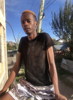 Sterling - Male escort in Nairobi Photo 5 of 6