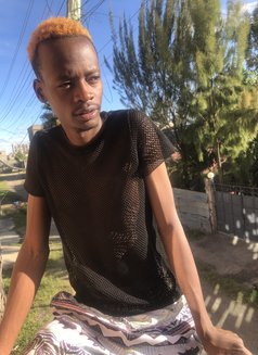Sterling - Male escort in Nairobi Photo 6 of 6
