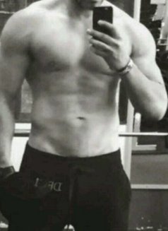 Steve - Acompañantes masculino in Bangkok Photo 2 of 2