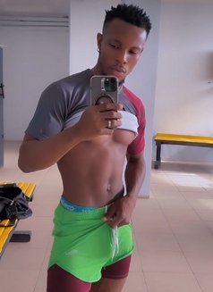 Steve - Acompañantes masculino in Dubai Photo 2 of 6