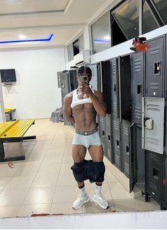 Steve - Acompañantes masculino in Dubai Photo 3 of 6