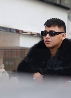 Steve - Male escort in Bangkok Photo 4 of 4