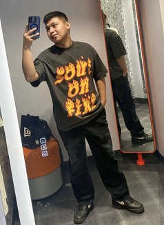 Steve - Male escort in Manila Photo 6 of 6