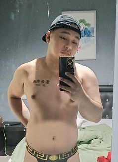 Steven - Here to satisfy your fantasy - Male escort in Manila Photo 7 of 14