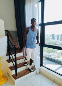 Steven Kingsmen - Male adult performer in Lagos, Nigeria Photo 5 of 5