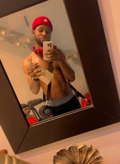 Steven - Male escort in Lagos, Nigeria Photo 2 of 5