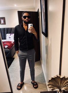 Steven - Male escort in Lagos, Nigeria Photo 3 of 7