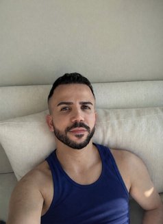 Steven - Male escort in İstanbul Photo 3 of 5