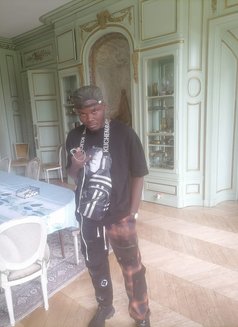 Steveoma - Male escort in Lagos, Nigeria Photo 2 of 7
