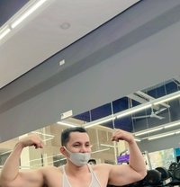 Straight Dad Bod for Camshow and Content - Male escort in Manila