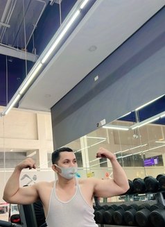 Straight Dad Bod for Camshow and Content - Male escort in Manila Photo 3 of 5