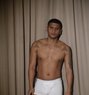Straight, R Jay. Bangkok, Thailand - Acompañantes masculino in Bangkok Photo 1 of 9