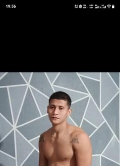 Straight R Jay - Male escort in Bangkok Photo 3 of 7