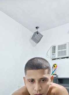 Straight R Jay - Male escort in Bangkok Photo 7 of 7