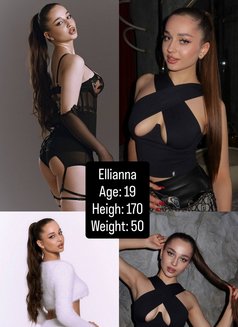 Strawberry Agency - puta in Dubai Photo 9 of 10