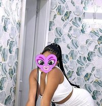 Strawberry - puta in Nairobi