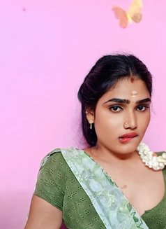 Strawberry With Vanitha 24 Kk Nagar - Transsexual escort in Chennai Photo 3 of 4