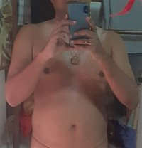 Body Massage for lonely Girls & Women - masseur in Kolkata