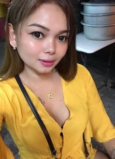 Strong Dick Ladyboy - Transsexual escort in Manila Photo 2 of 8