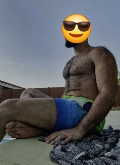 Strong Man فحل - Male escort in Riyadh Photo 1 of 2