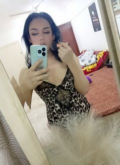 Strong Massage - Transsexual escort in Muscat Photo 6 of 6