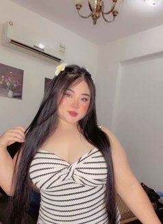 Strong massage & Treat your body let try - escort in Muscat Photo 5 of 9