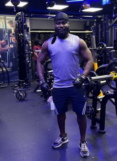 Strong Top - Male escort in Dubai Photo 3 of 8