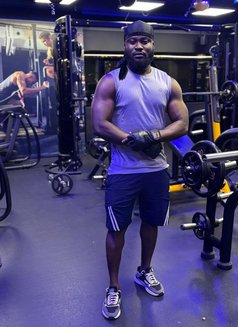 Strong Top - Male escort in Dubai Photo 8 of 8