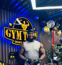 Strong Top - Male escort in Dubai