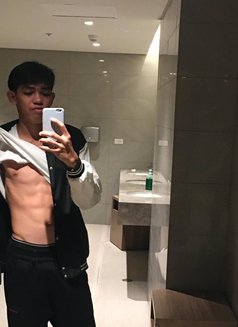 Stuart Adame - Male escort in Cebu City Photo 1 of 10