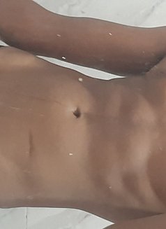 Stud 25 - Male escort in Colombo Photo 2 of 2